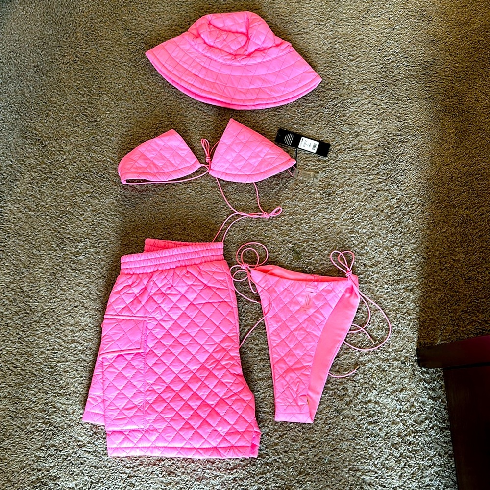 Pink Fashion Nova 4 piece sun suit set size M NWT